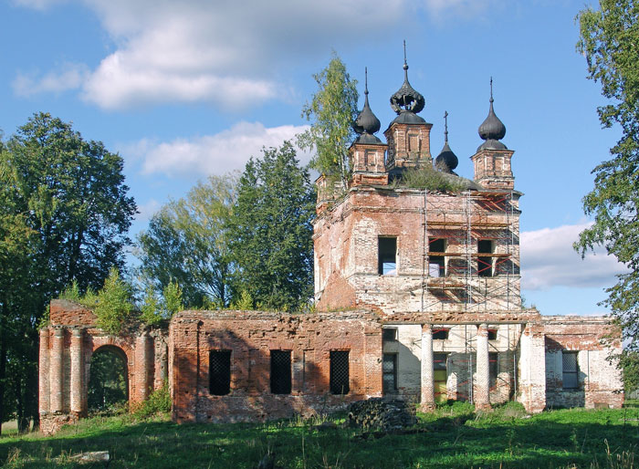 Церковь Николая Чудотворца, Никольское (Ивановский район, Ивановская область). фасады, Никольская церковь, вид с юга