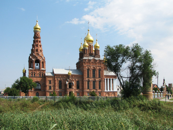 Церковь Иоанна Богослова, Кущёвская (Кущёвский район, Краснодарский край). общий вид в ландшафте