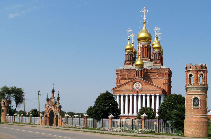 Церковь Иоанна Богослова, Кущёвская (Кущёвский район, Краснодарский край). общий вид в ландшафте