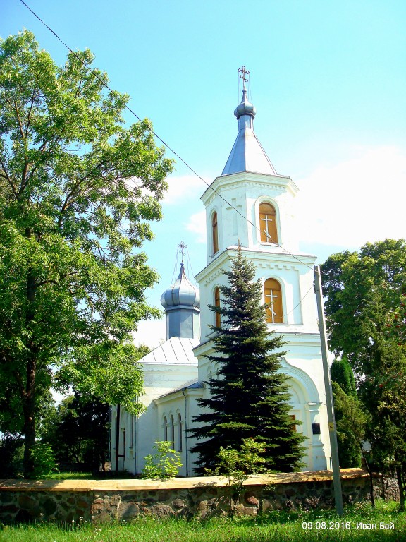 Церковь Троицы Живоначальной, Кривичи (Мядельский район, Беларусь, Минская область). фасады, Общий вид