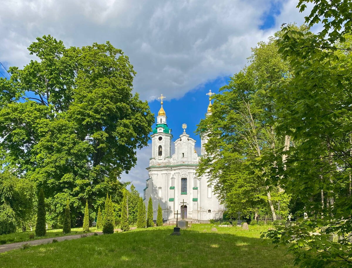 Церковь Троицы Живоначальной, Вольно (Барановичский район, Беларусь, Брестская область). дополнительная информация, Вид с запада