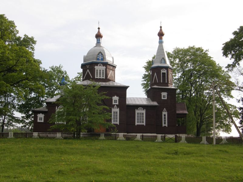 Церковь Георгия Победоносца, Слободка (Столбцовский район, Беларусь, Минская область). общий вид в ландшафте