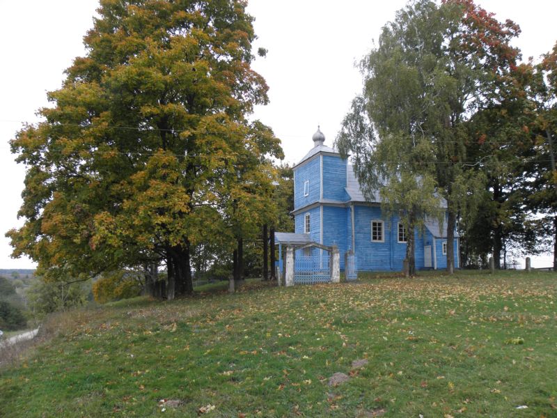 Поручин. Церковь Покрова Пресвятой Богородицы. общий вид в ландшафте