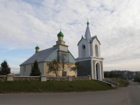 Вселюб. Церковь Михаила Архангела