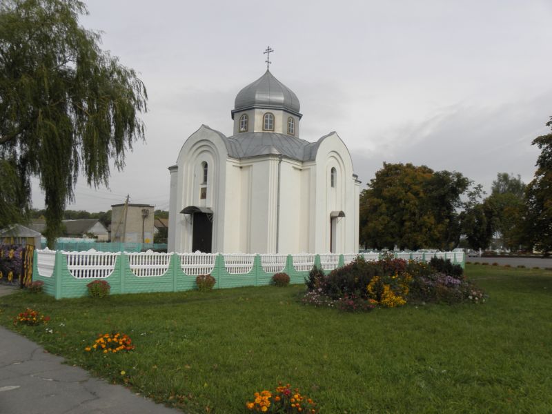 Церковь Пантелеимона Целителя, Крошин (Барановичский район, Беларусь, Брестская область). общий вид в ландшафте