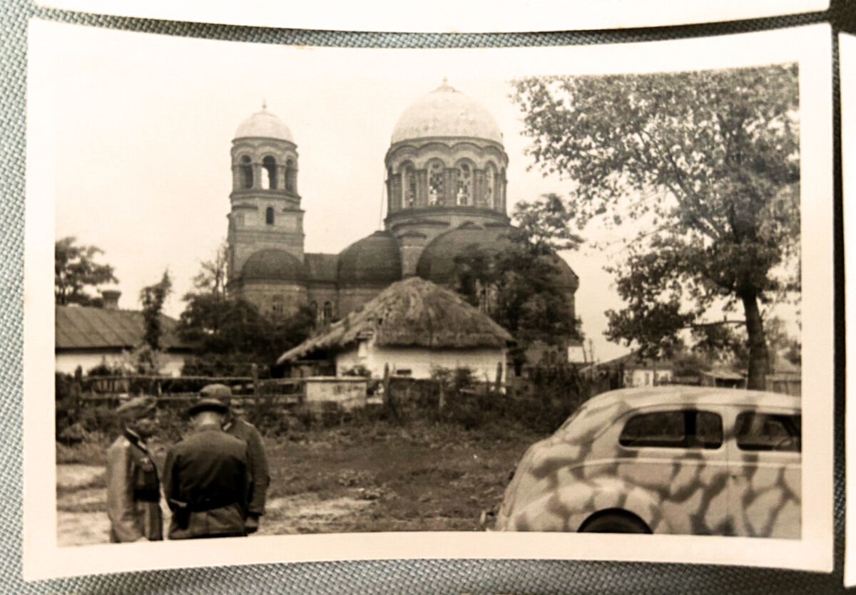 Церковь Георгия Победоносца, Ахтырка (Ахтырский район, Украина, Сумская область). архивная фотография, Южный фасад. Фото 1941 г. с аукциона e-bay.de