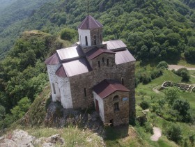 Коста Хетагурова им., посёлок. Церковь Георгия Победоносца