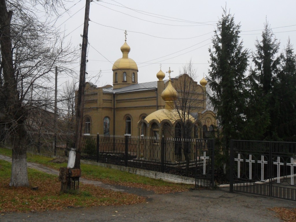 Часовня Рождества Христова, Фащевка (Перевальский район, Украина, Луганская область). общий вид в ландшафте