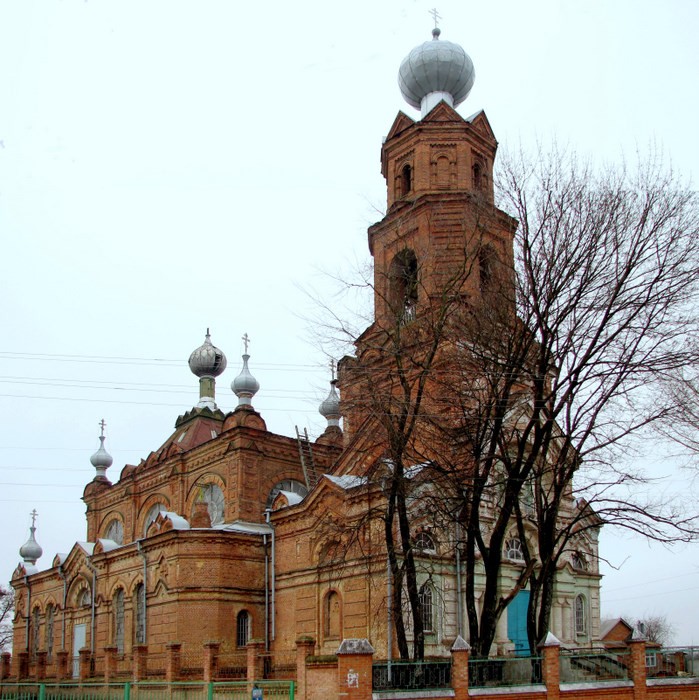 Ахтырка. Церковь Михаила Архангела. общий вид в ландшафте