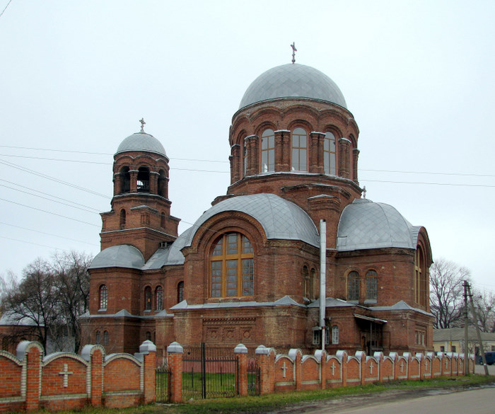 Церковь Георгия Победоносца, Ахтырка (Ахтырский район, Украина, Сумская область). общий вид в ландшафте
