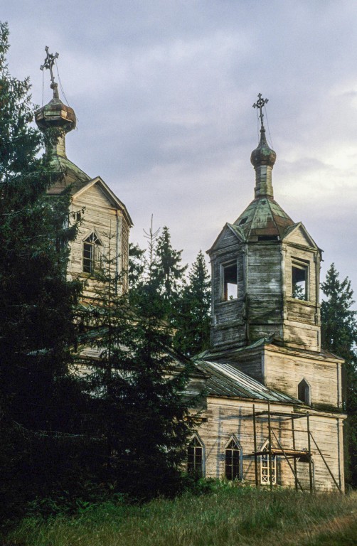 Пестово. Церковь Сергия Радонежского. фасады