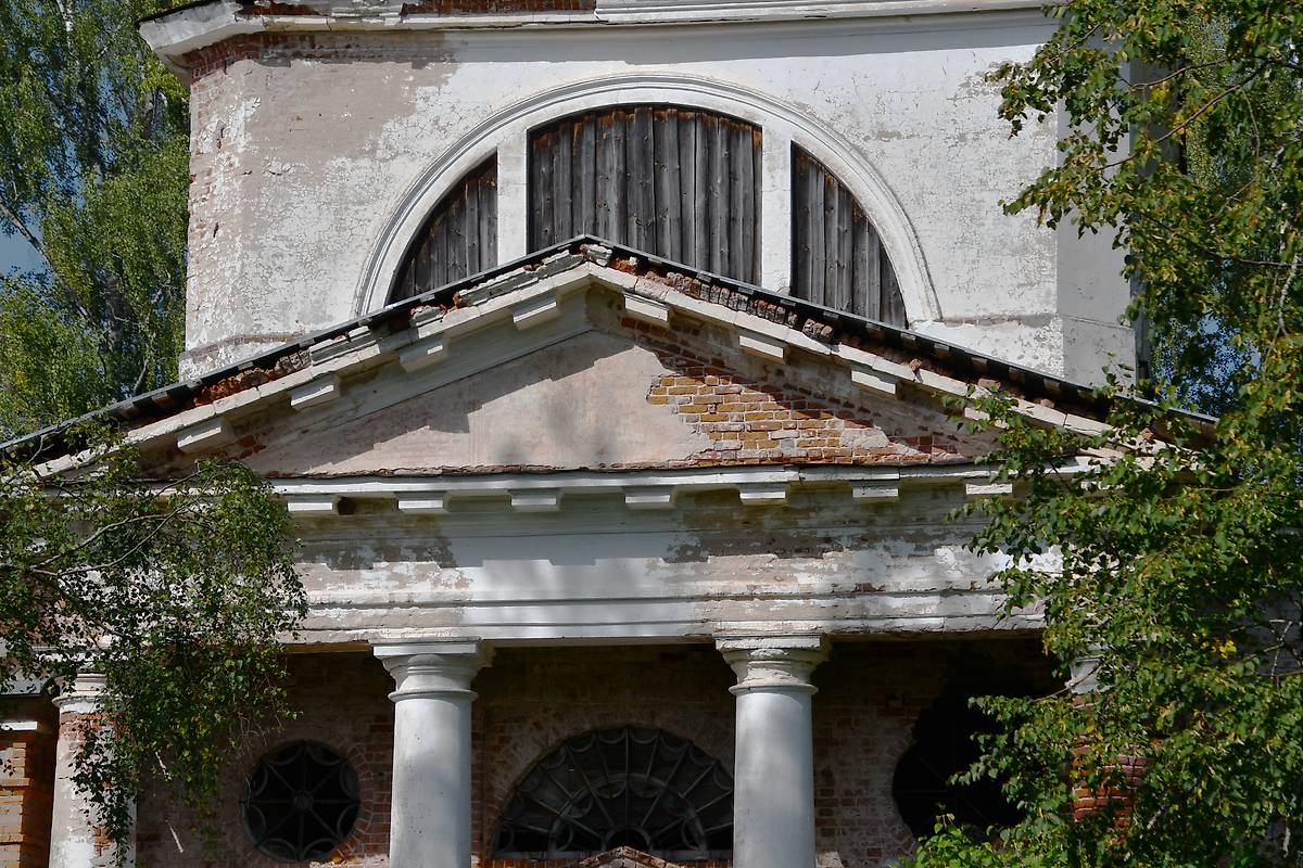 архитектурные детали. Церковь Казанской иконы Божией Матери, Борисовское (Лесной район, Тверская область)