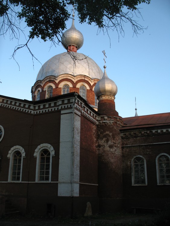 Красногорское. Церковь Покрова Пресвятой Богородицы. фасады