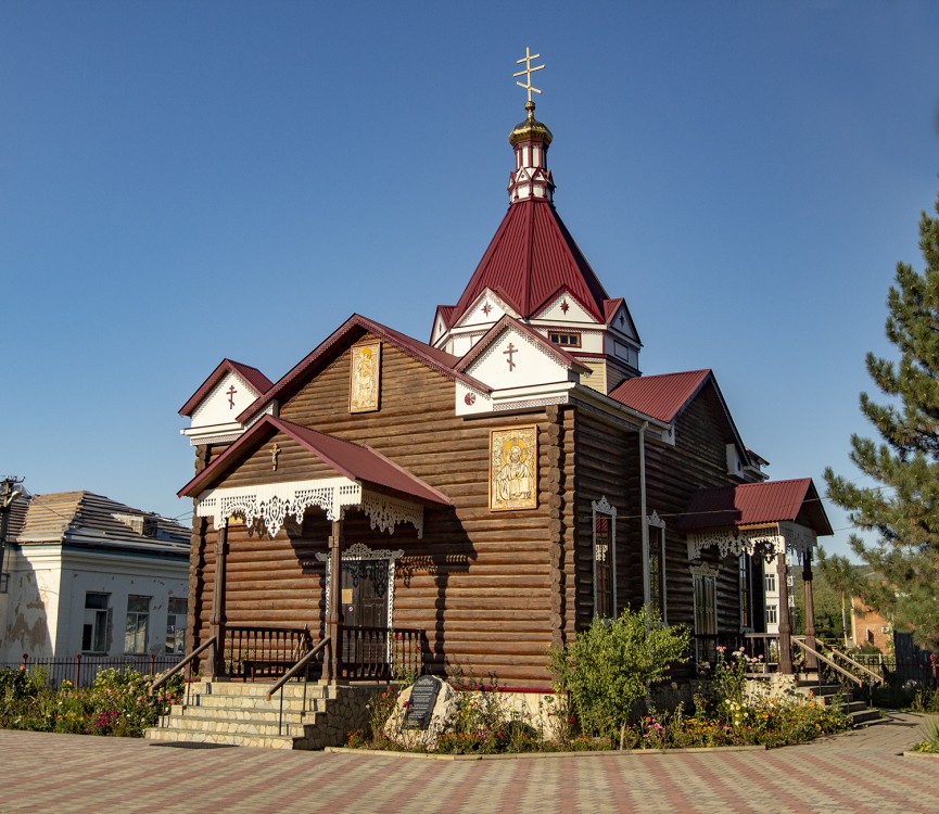 Каменномостский. Церковь Димитрия Солунского. фасады