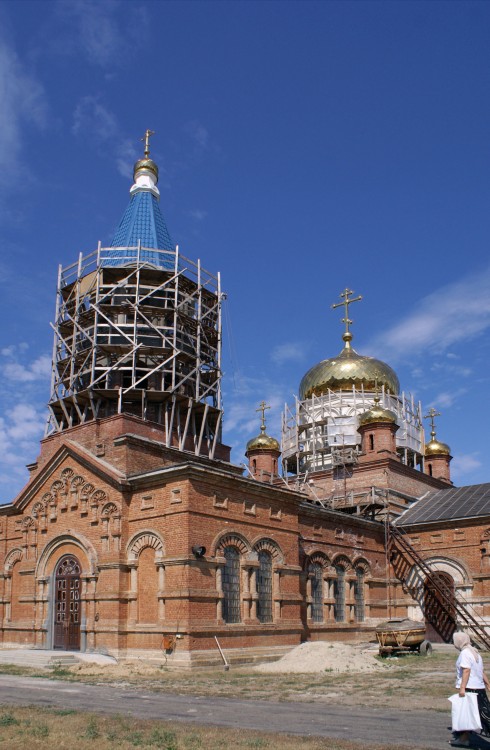 Церковь Рождества Пресвятой Богородицы, Морозовск (Морозовский район, Ростовская область). архитектурные детали