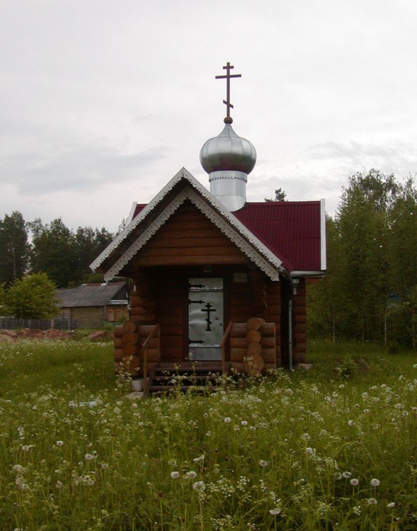 Часовня Преображения Господня, Дуброво (Тихвинский район, Ленинградская область). фасады, Построена в 2007 году.
