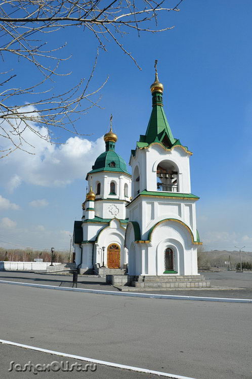 Красноярск. Церковь Даниила Ачинского. общий вид в ландшафте