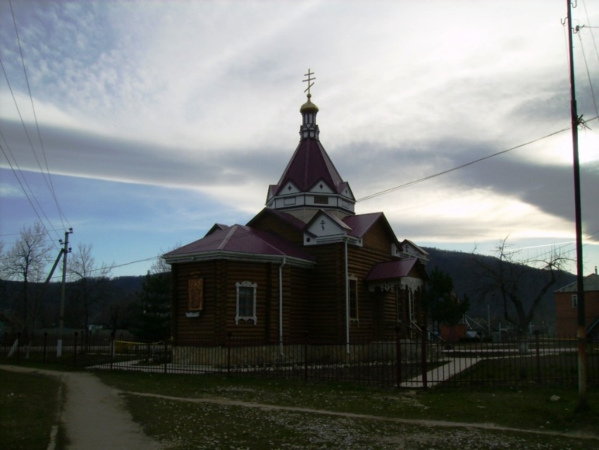 Каменномостский. Церковь Димитрия Солунского. фасады