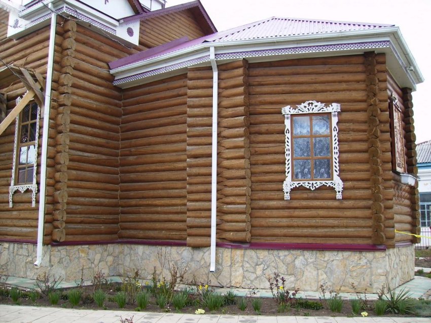Церковь Димитрия Солунского, Каменномостский (Майкопский район, Республика Адыгея). архитектурные детали, Апсида