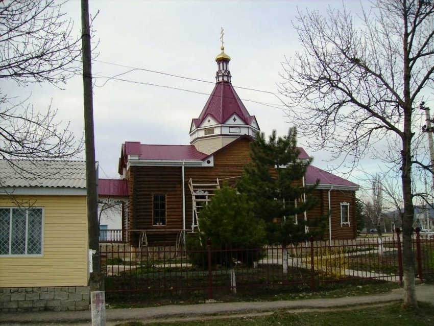 Каменномостский. Церковь Димитрия Солунского. фасады