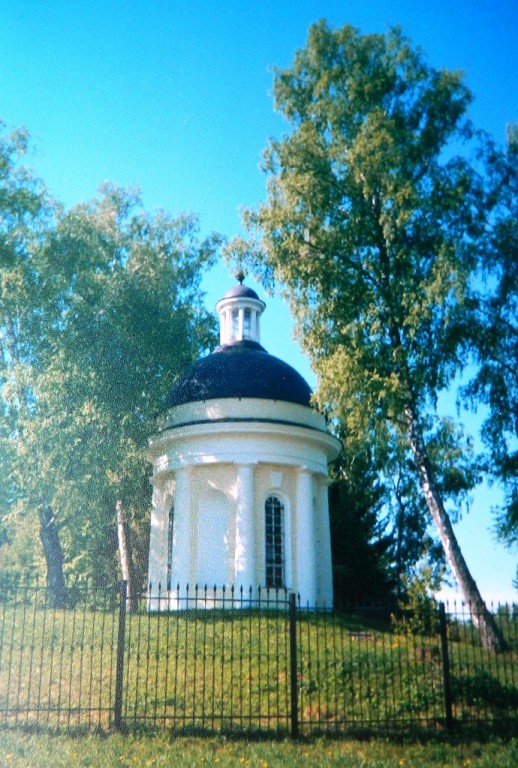 Часовня Рождества Богородицы, Караллово, посёлок д/о (Одинцовский городской округ и ЗАТО Власиха, Краснознаменск, Московская область). фасады