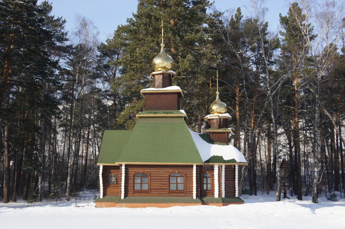 Красноярск. Успенский мужской монастырь. Церковь Олега Брянского. фасады