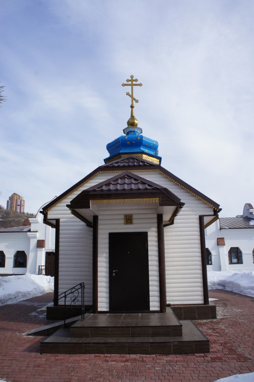 Красноярск. Успенский мужской монастырь. Церковь Константина и Елены. фасады