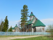 Храмовый комплекс. Церкви Троицы Живоначальной и Зосимы и Савватия - Троицкое - Воскресенский район - Нижегородская область