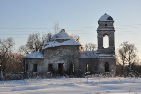 Колокольня. Церковь Введения во храм Пресвятой Богородицы