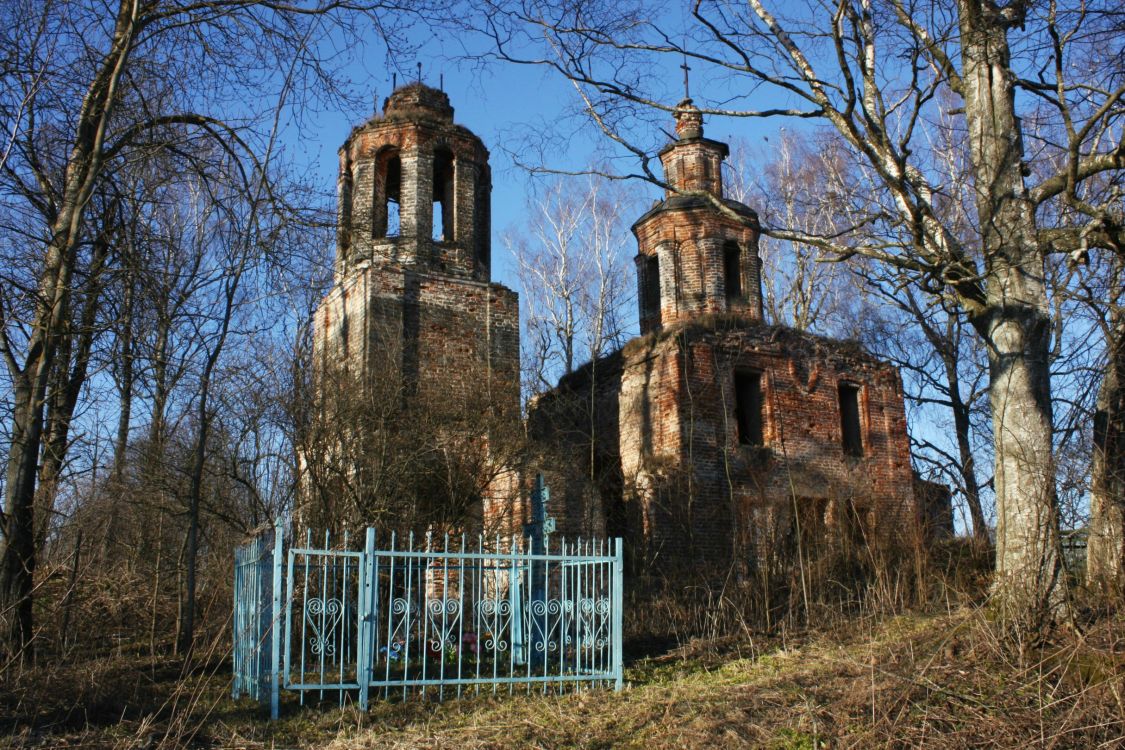 Церковь Николая Чудотворца, Потапово (Гагаринский район, Смоленская область). фасады