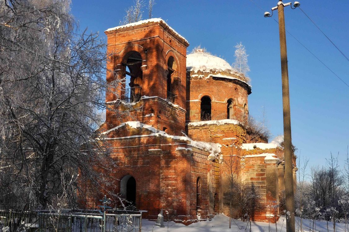 Величево. Церковь Троицы Живоначальной. фасады