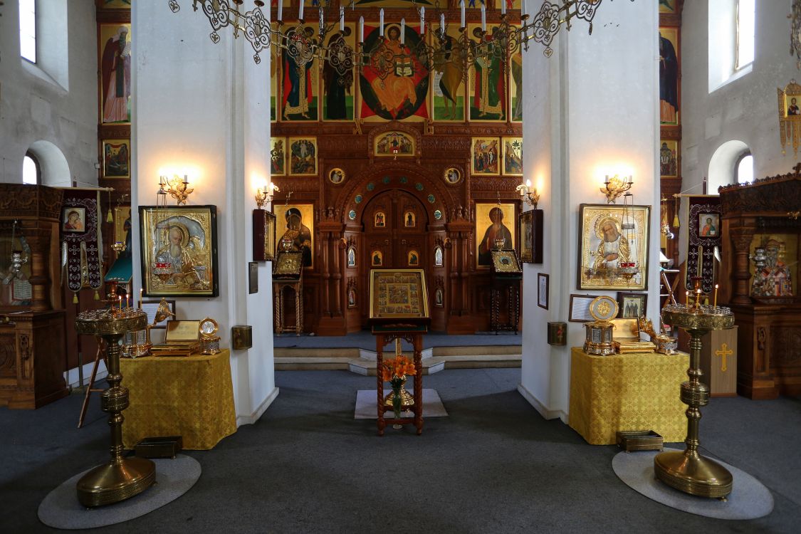 Церковь Алексия, митрополита Московского, Исаково (Солнечногорский городской округ, Московская область). интерьер и убранство