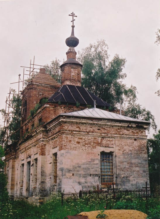 Церковь Николая Чудотворца, Петровское (Раменский район и гг. Бронницы, Жуковский, Московская область). фасады