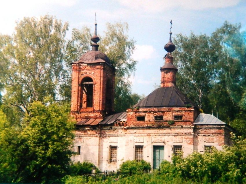 Церковь Николая Чудотворца, Петровское (Раменский район и гг. Бронницы, Жуковский, Московская область). фасады, Храм до реставрационных работ