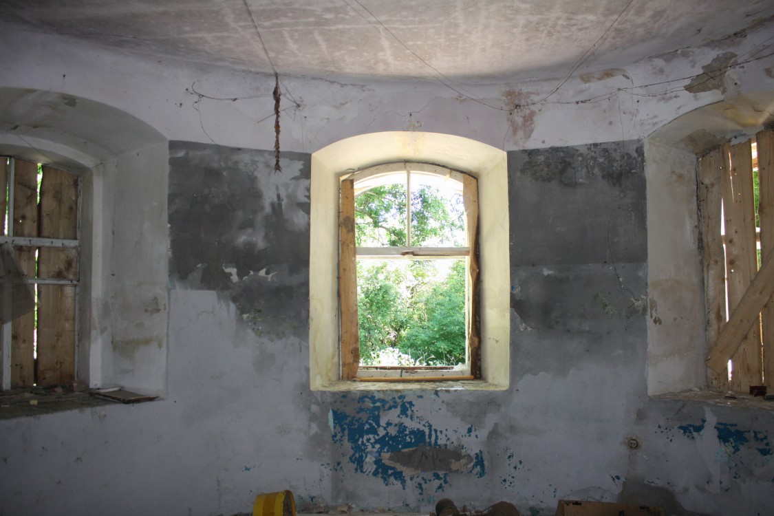 Церковь Космы и Дамиана, Крапивна (Щёкинский район, Тульская область). интерьер и убранство