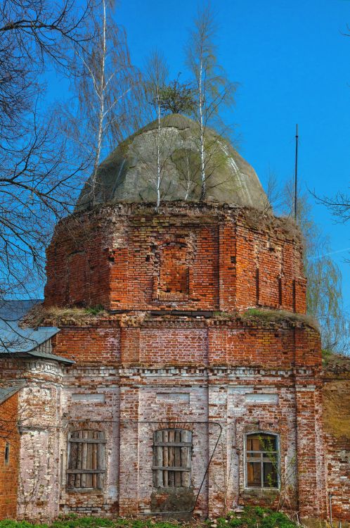 Церковь Космы и Дамиана, Крапивна (Щёкинский район, Тульская область). фасады