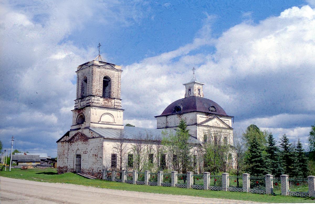 фасады. Церковь Воскресения Христова, Сметанино (Верховажский район, Вологодская область)