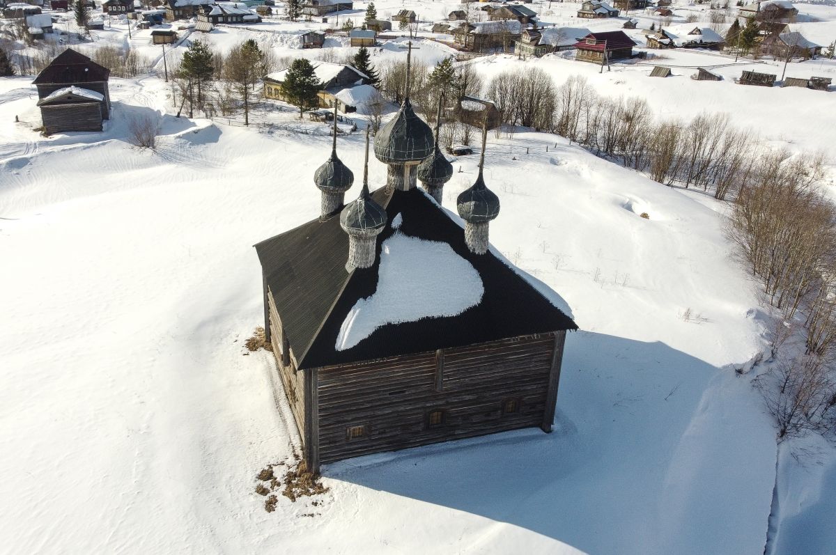 Ижма. Церковь Спаса Преображения. фасады