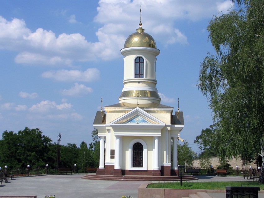 Часовня Николая Чудотворца на Соборной площади, Николаев (Николаевский район, Украина, Николаевская область). документальные фотографии, Вид с южной стороны