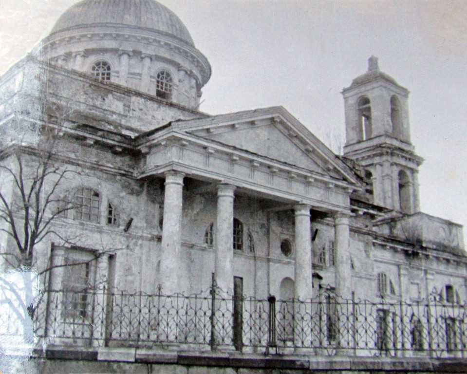 Калитвенская. Церковь Успения Пресвятой Богородицы. фасады, Личное фото, 1986-1988 года.