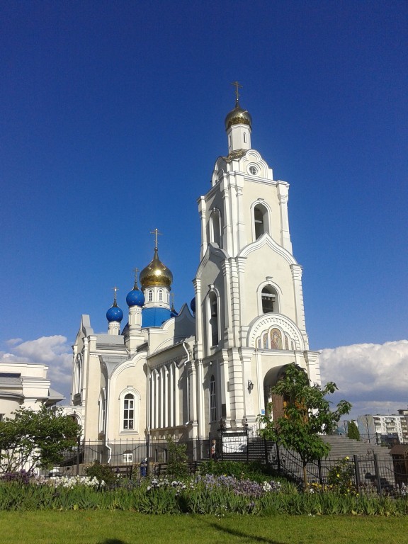 Ростов-на-Дону. Церковь Казанской иконы Божией Матери (новая). фасады