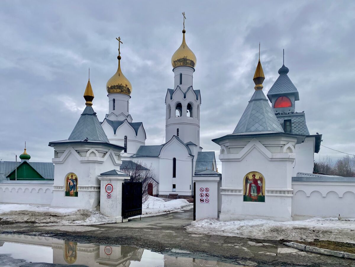 Иоанно-Предтеченский монастырь, Новосибирск (Новосибирск, город, Новосибирская область). фасады, Вид с северных ворот