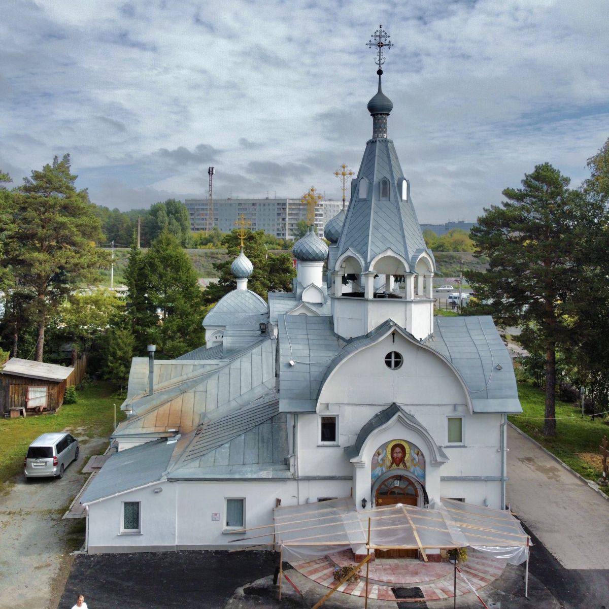 Новосибирск. Церковь Николая Чудотворца. фасады, Вид с запада