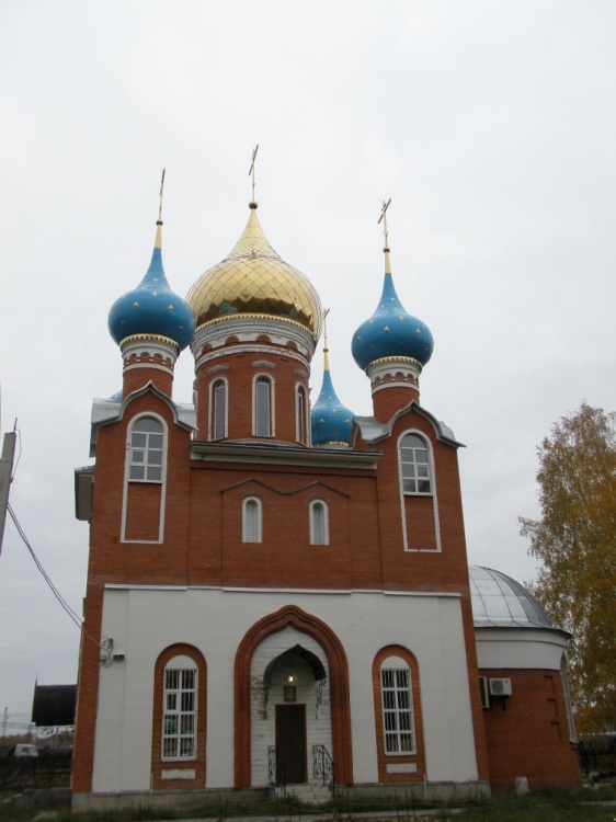 Рязань. Церковь Николая и Александры, царственных страстотерпцев. фасады, Вид с юга