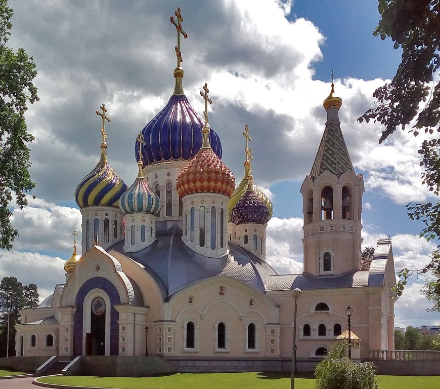 Ново-Переделкино. Церковь Игоря Черниговского в Переделкине. фасады