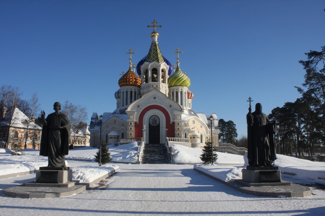 Храм Игоря Черниговского сверху