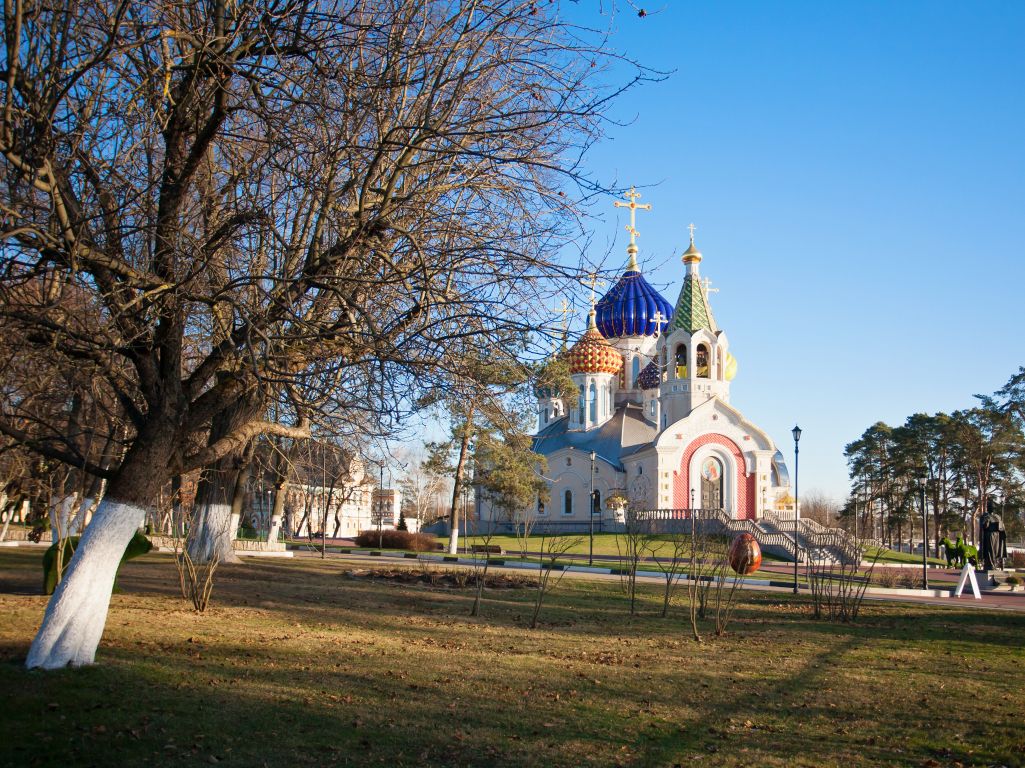 Ново-Переделкино. Церковь Игоря Черниговского в Переделкине. фасады