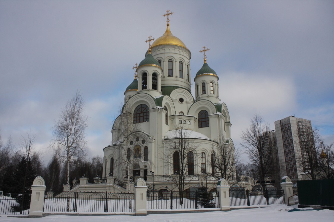 Солнцево. Церковь Сергия Радонежского в Солнцеве. фасады