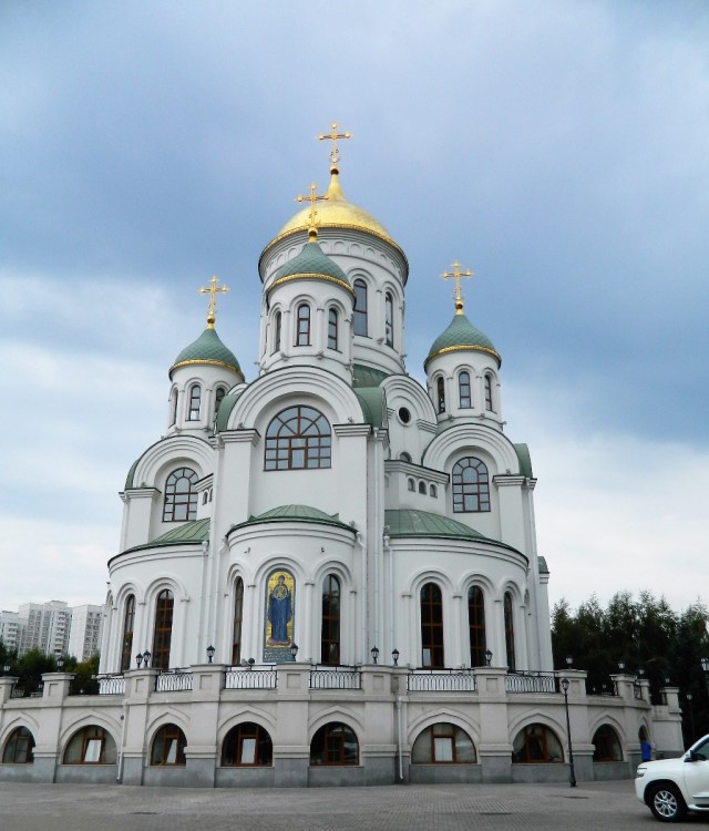 Солнцево. Церковь Сергия Радонежского в Солнцеве. фасады