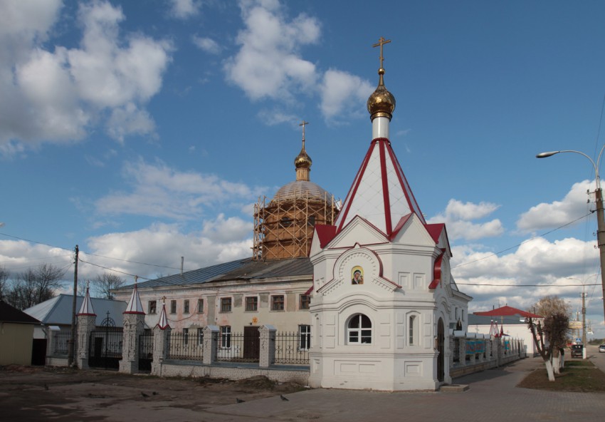 Судогда. Входная часовня ограды собора Екатерины. фасады